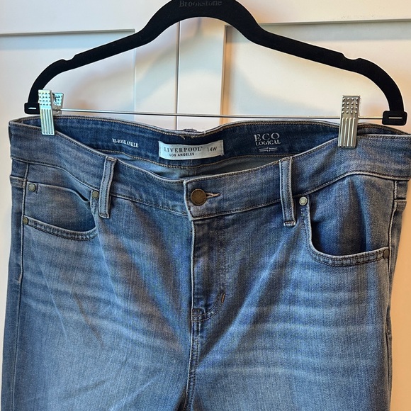 Liverpool Women's High Rise Light Blue Jeans - Picture 1 of 4